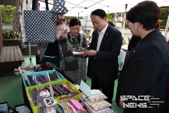 인천 동구 여성회관, 수강생 솜씨자랑 전시회