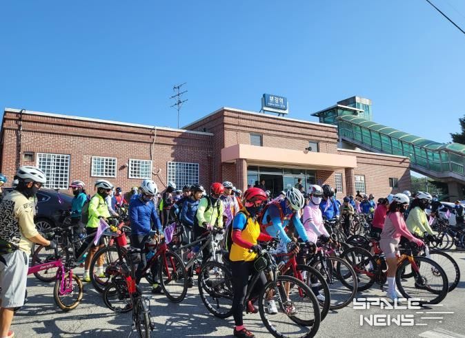 비단가람 자전거 여행 핵심상품 운영 사진