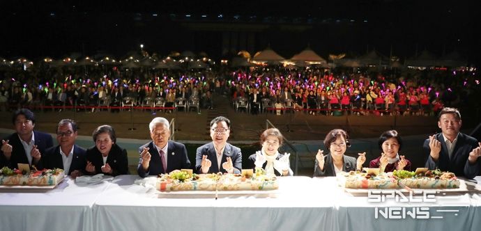 여전히 뜨거운“하동별맛축제” 내년에 또 만나요