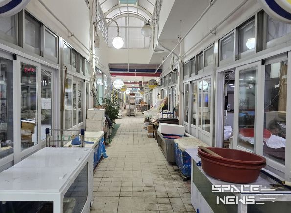 감포공설시장 창호 교체사업