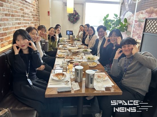 김병수 김포시장이 ‘소통밥상 通하는 한끼(통끼)’를 통해 보건소 직원들과 소통하고 있다.