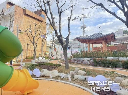 부산시 금정구 기찰공원, '십휴정 기찰' 역사 살려 새 단장 완료