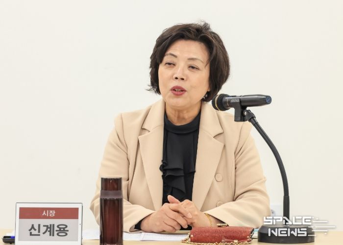 신계용 과천시장, 민원 담당 공무원과 간담회 가져