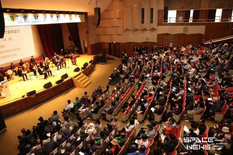 안양시, ‘행복 바라봄·일상 담아봄·희망 이어봄’ 장애인의 날 기념행사 열려