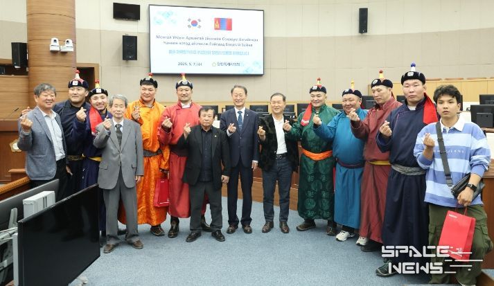 창원특례시의회“몽골 아르항가이주 씨름단 환영”