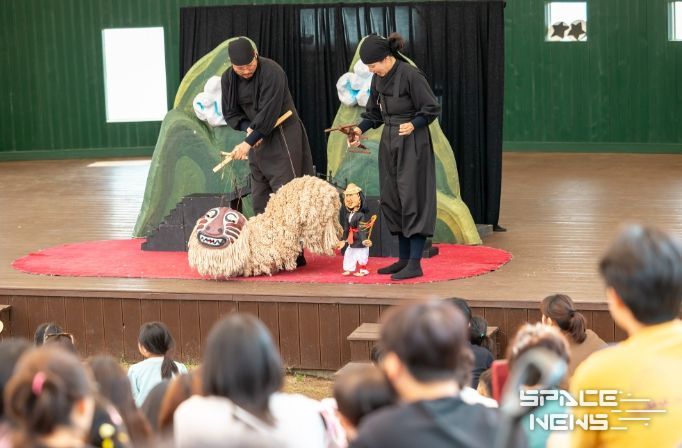 “제2회 옥천전국연극제,”