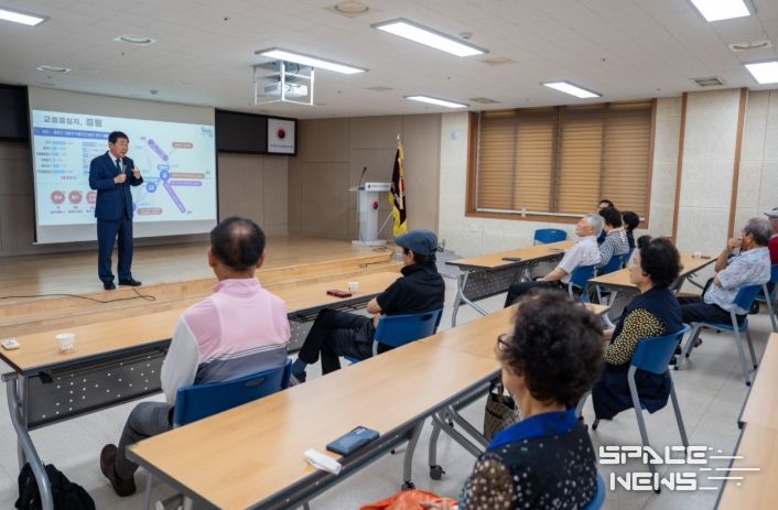 장수노인대학서 특별강연