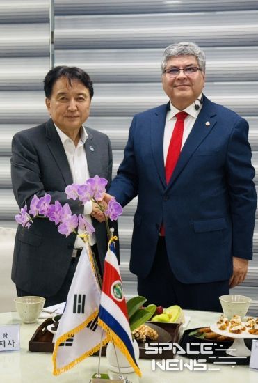 김영환 충북도지사, 주한코스타리카대사 접견