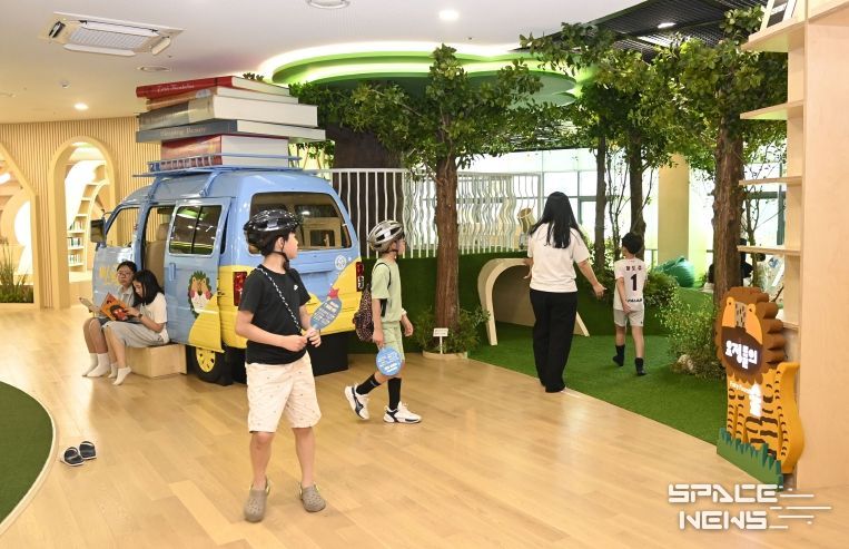 달성어린이숲도서관 사진 (1층 요정들의 숲)