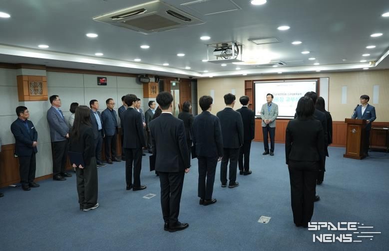 나주시가 신규 공무원 11명을 대상으로 임용장 교부식을 진행했다