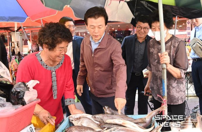 진주시, 추석맞이 ‘전통시장 장보기’ 진행