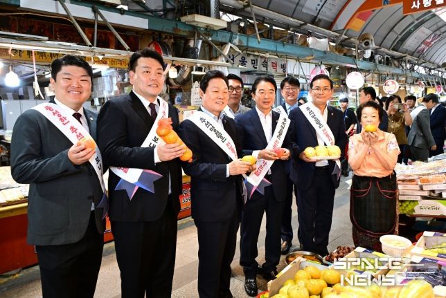 전통시장 구매물품 복지시설 전달, 애로사항 청취