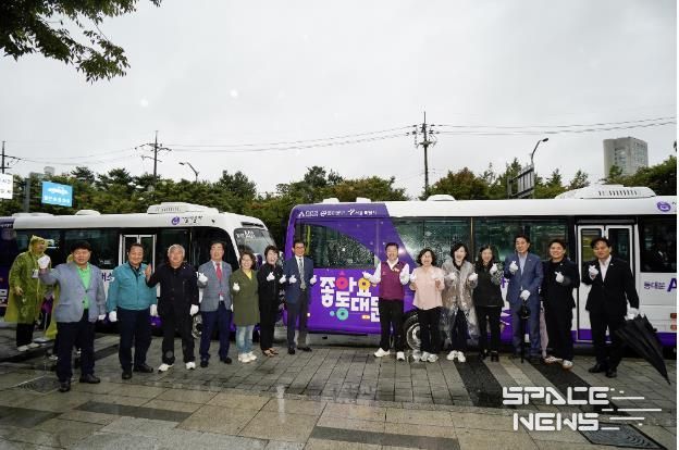 2025 동대문구 자율주행버스 개통식 기념촬영