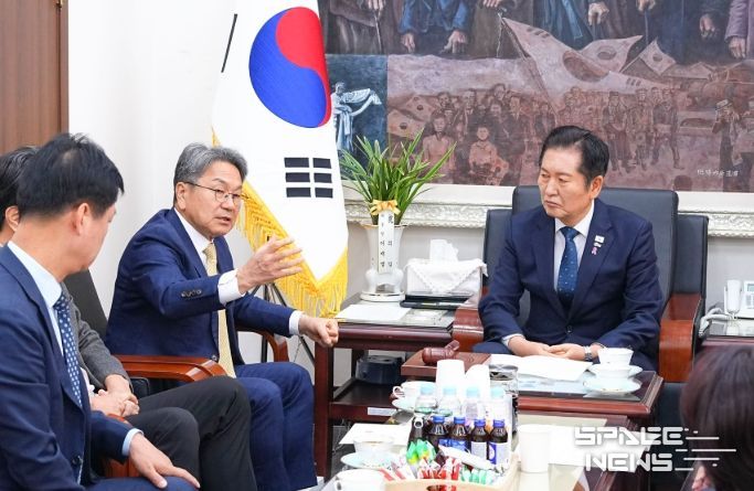 광주미래산업 비상회의 대표단, 민주당 방문