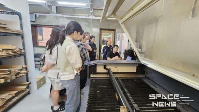 청년협업마을 레이저조각기 실습교육