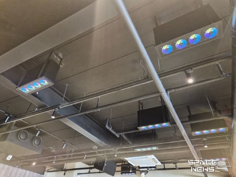 국내최초 KC인증을 받은 마이닝컴퓨터 천정에 설치된 모습