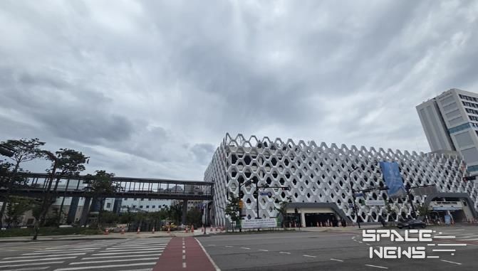 병점역 환승주차장 사진.jpg 바로보기병점역 환승주차장