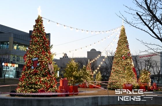 기장군, ‘오시리아 물음표 공원’ 겨울 야간 경관 조성…지역 상권 활력 기대