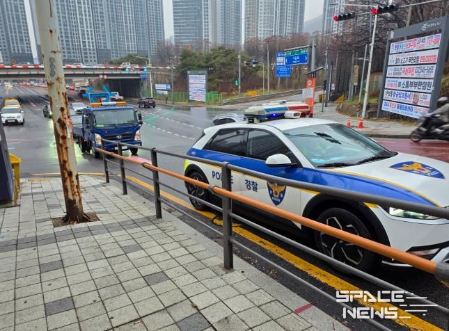 인천 서구, 겨울철 폭설 및 도로 결빙 대비 경찰 합동 도로 안전 훈련 실시