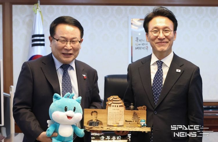 김민석 국무총리, 익산시 명예시민 됐다