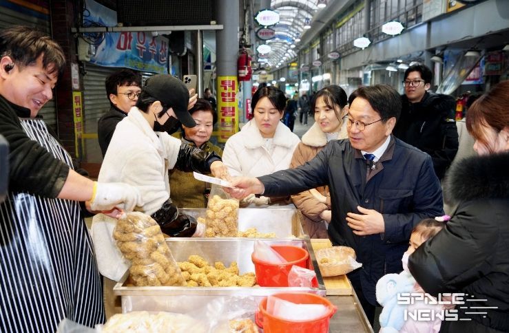 말바우시장 방문