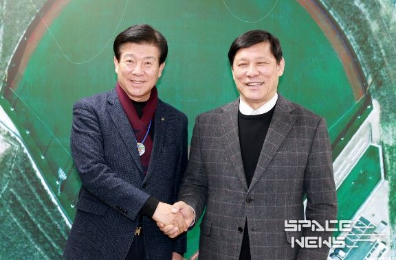 허구연 총재, 박범인 금산군수