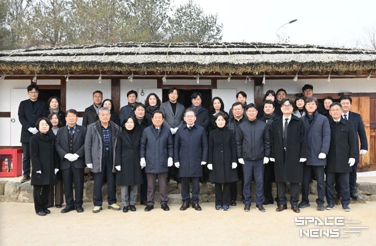 김수환 추기경 참배 및 추모행사