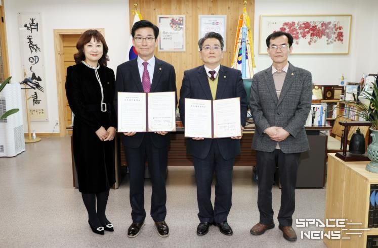 충북교육청, 인성교육 강화를 위한 성균관유도회총본부와 업무협약 체결