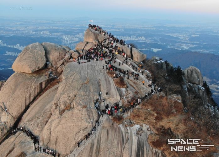북한산국립공원 백운대 탐방객