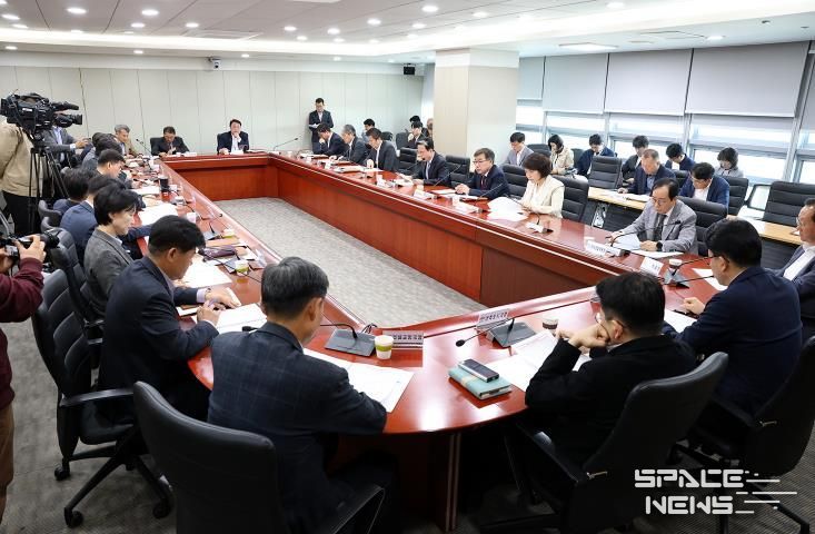 충청남도 김태흠 지사 “지역경제 회복 전방위 노력을”